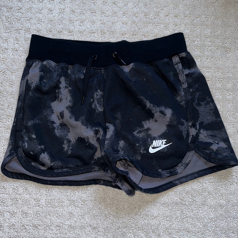 Nike Women’s Shorts NWT